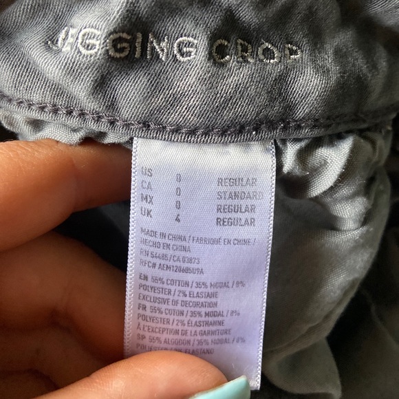 gray cropped american eagle jeans - Picture 2 of 4